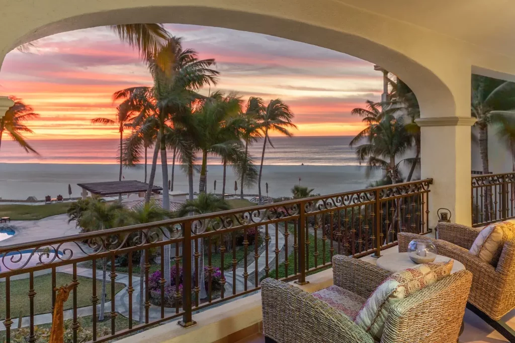 Ultra-Luxury Homes in Puerto Los Cabos