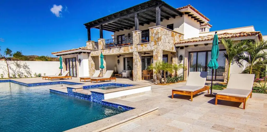 Ultra-Luxury Homes in Puerto Los Cabos