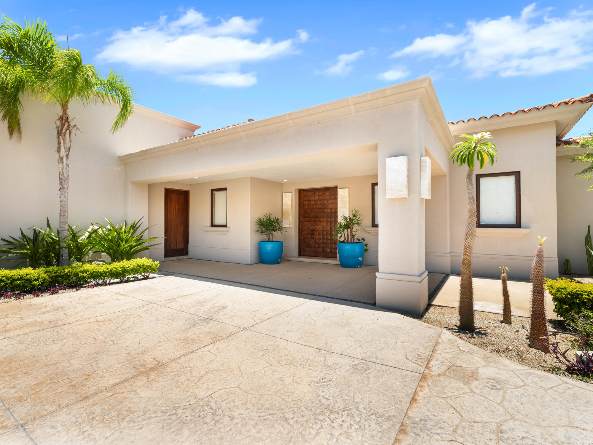 Puerto Los Cabos El Altillo Looking for a large villa furnished with Cool Cabo designer décor, huge pool and deck with great – 69, Villa Cochimi, San Jose del Cabo, San Jose del Cabo, BS