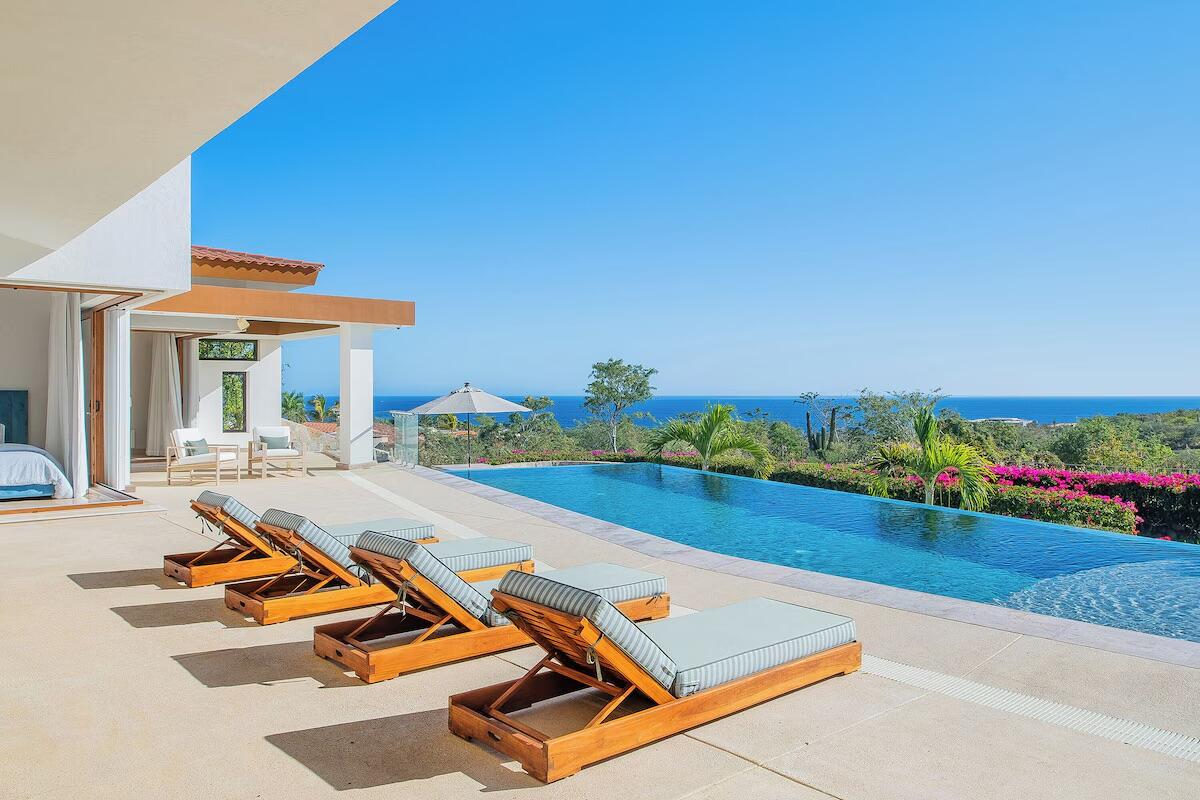 Puerto Los Cabos Fundadores Casa Primavera is a luxurious single-level 8-bedroom villa with stunning ocean and golf course – 187 Padre Sistiaga, San Jose del Cabo, BS